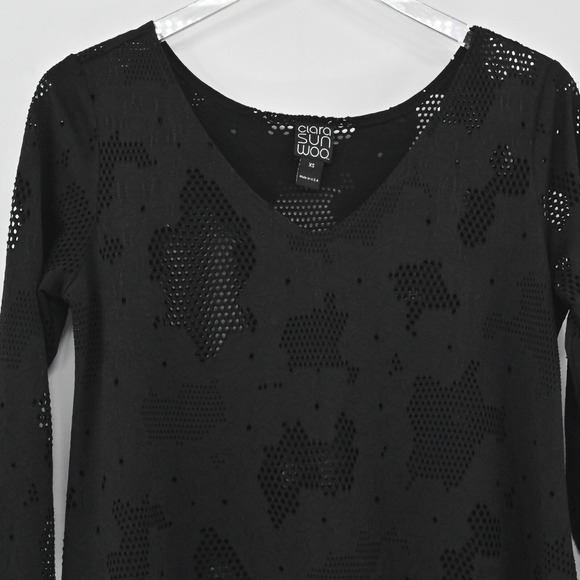 CLARA SUN WOO Womens Laser Floral Top Size XS Whimsigoth Lace Black Asymmetric - Picture 8 of 11